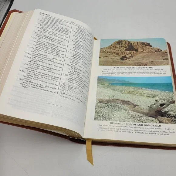 Saint Joseph Edition The New American Bible Catholic Book Publishing Co 1992 EUC - Picture 16 of 16